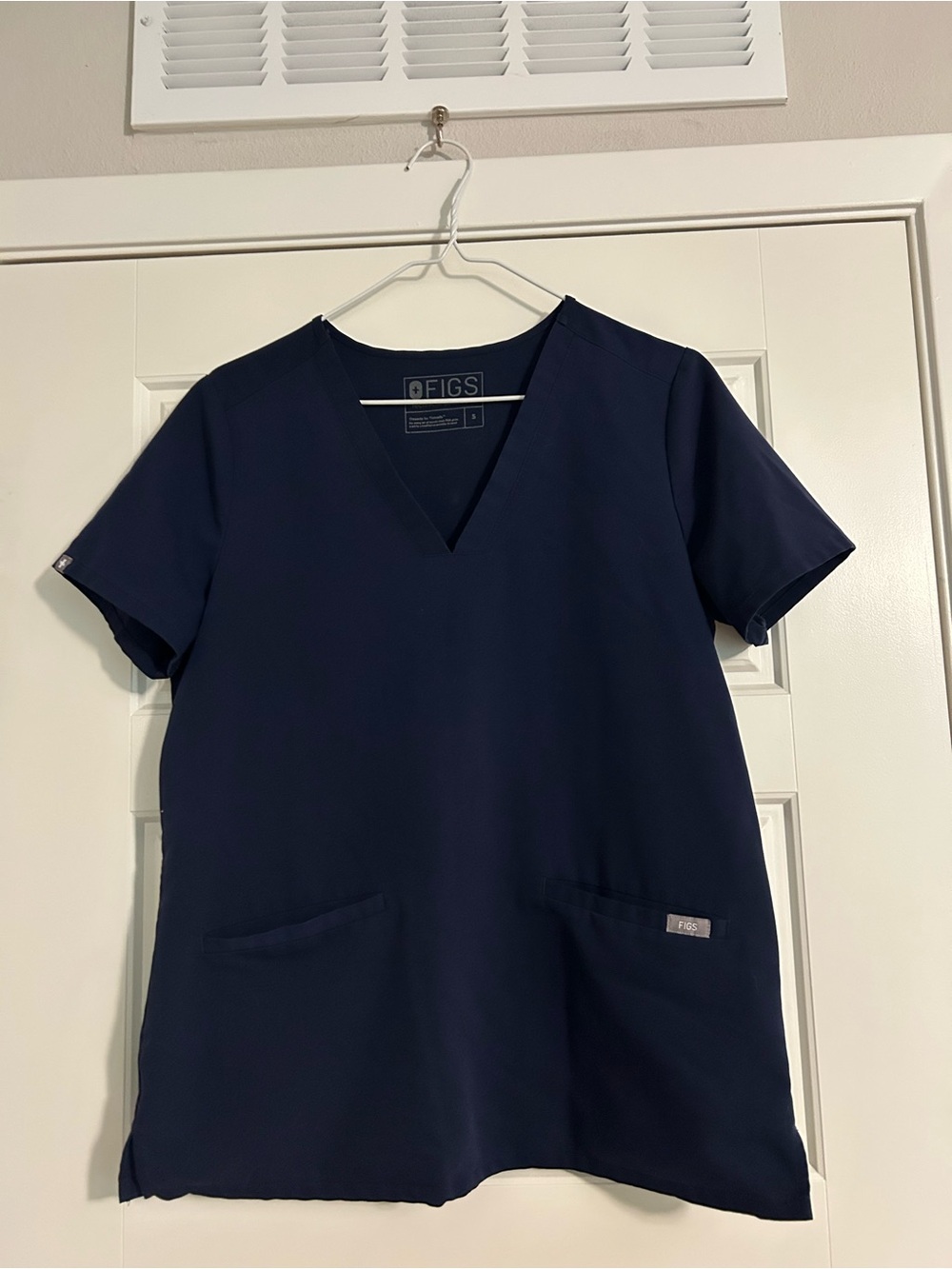 Figs Navy Technical V-Neck Scrub Top